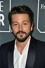 Diego Luna's Accumulated Wealth: a Comprehensive Look at His Net Worth