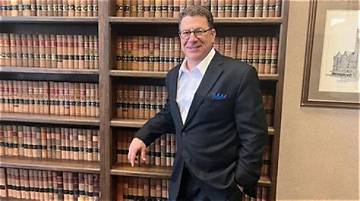 Discover the Expertise of Attorney Andrew Weissman