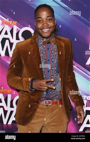 Exciting Adventures with Leon Thomas Iii in the Backyardigans